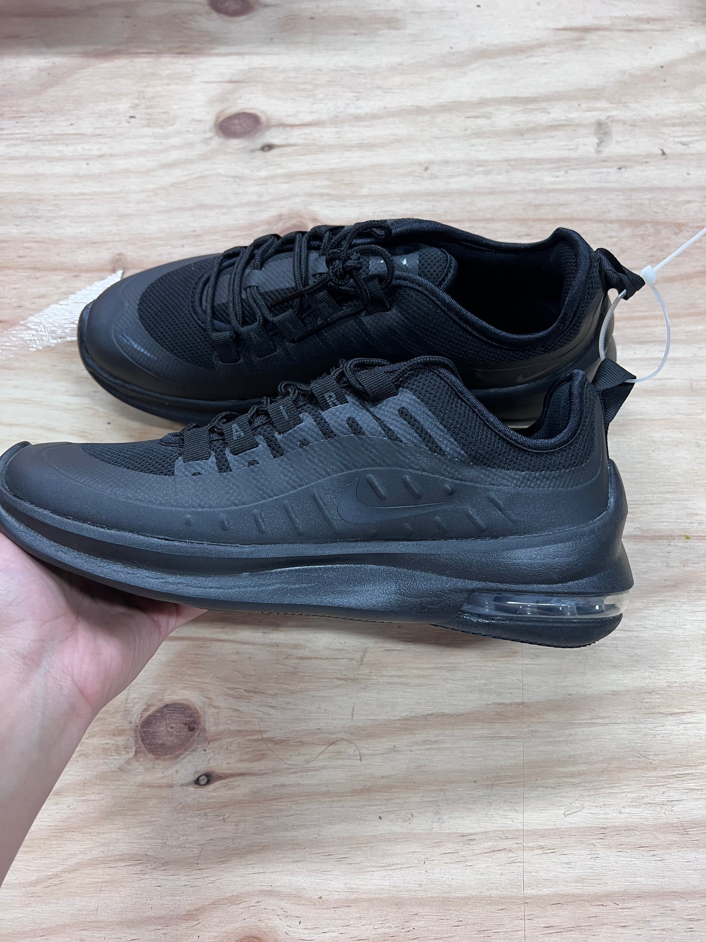Nike Air Max Axis Triple Black (w)