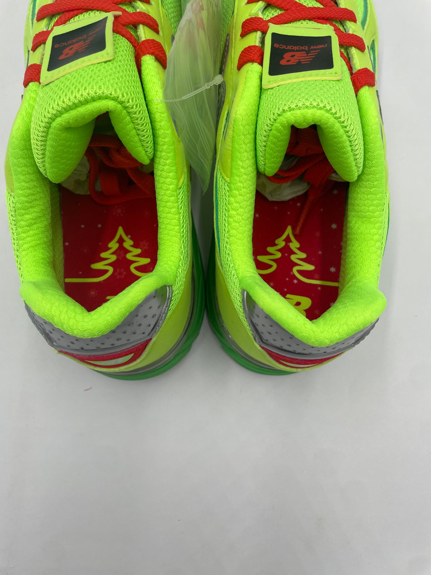 New Balance 99vo4 (dtlr festive)