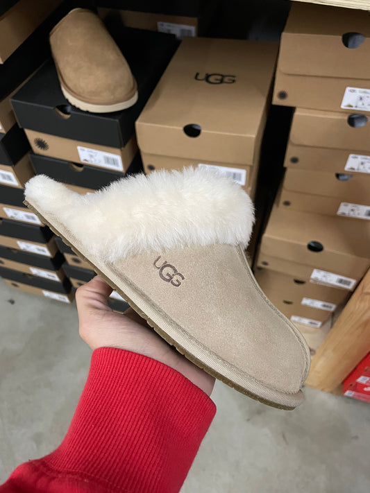 Women’s Uggs Sand Slippers