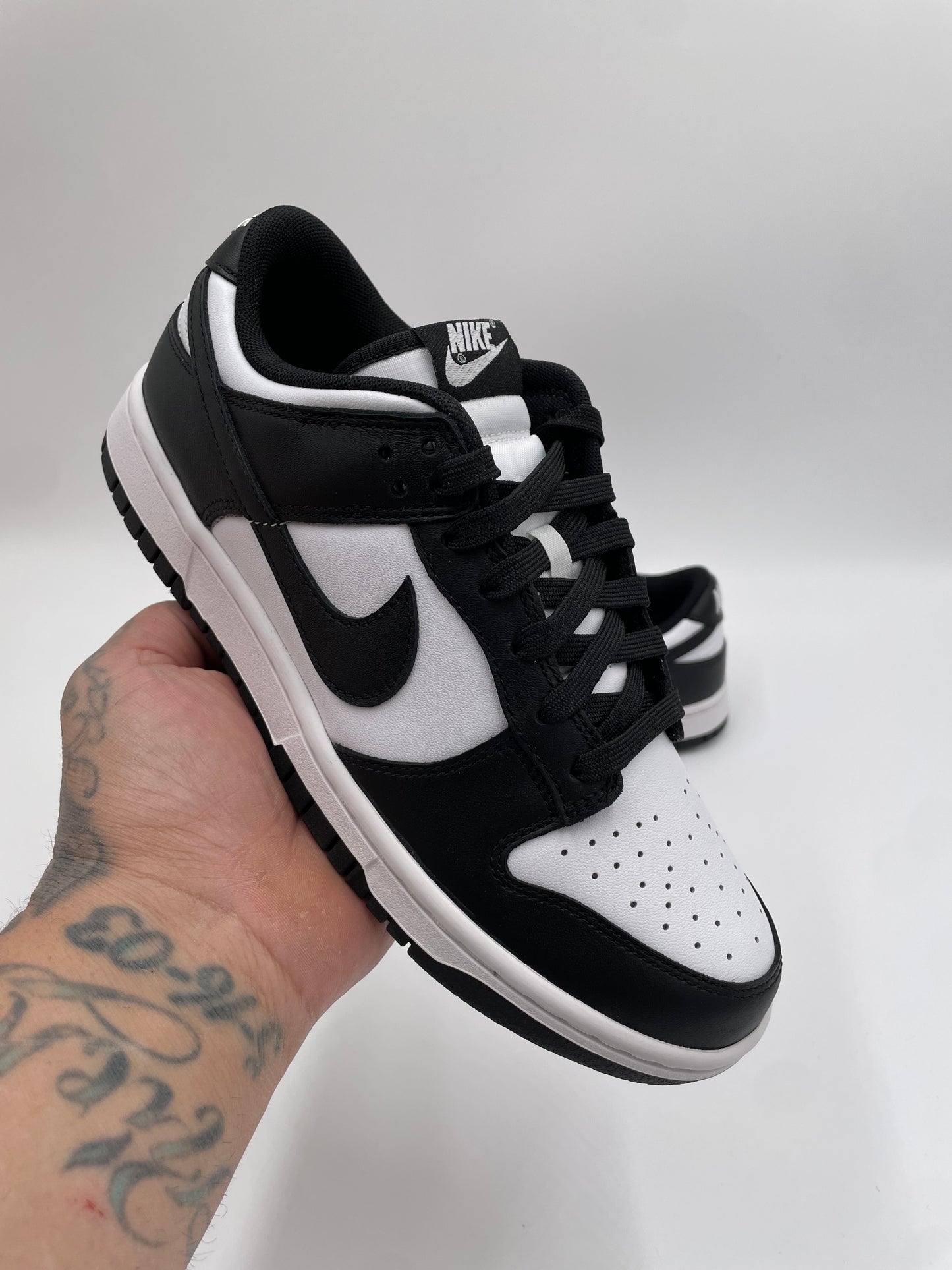 Nike Dunk Panda (women)