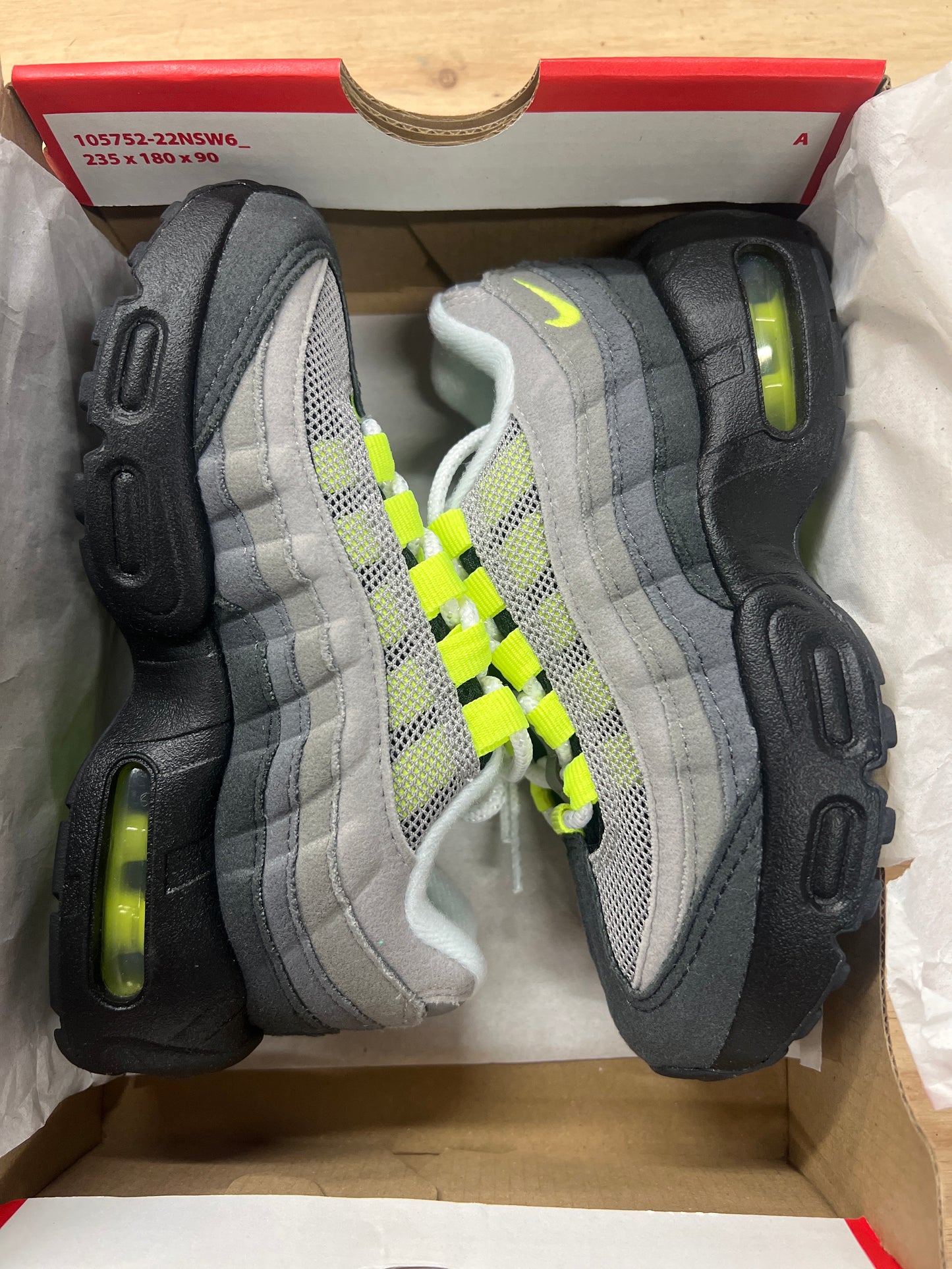 Nike air max ‘95 “Neon” ps