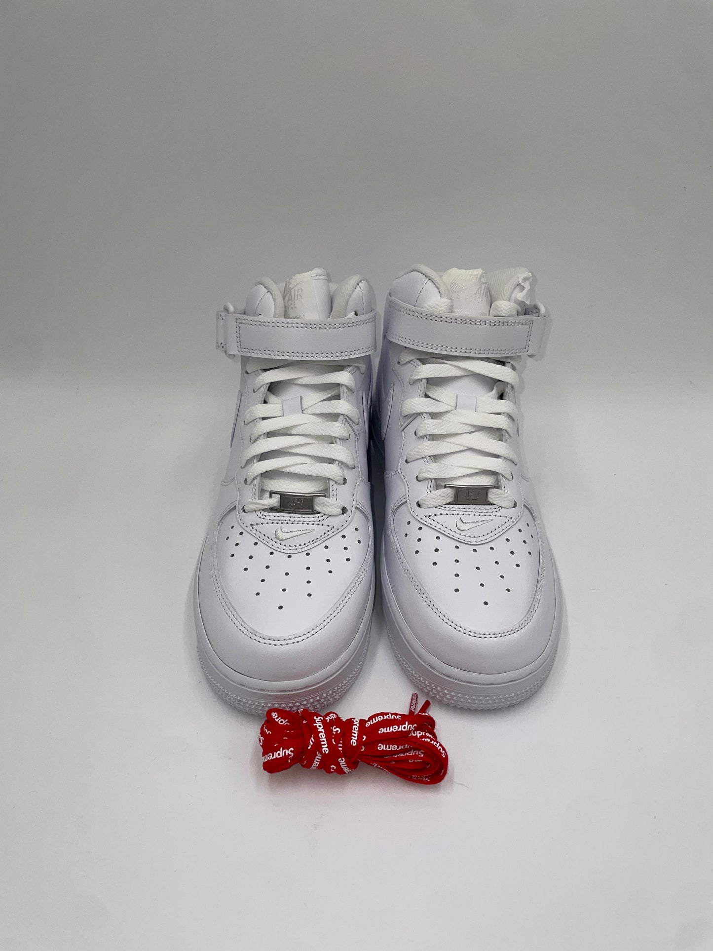 Nike Air Force 1 Mid "SUPREME" (White)