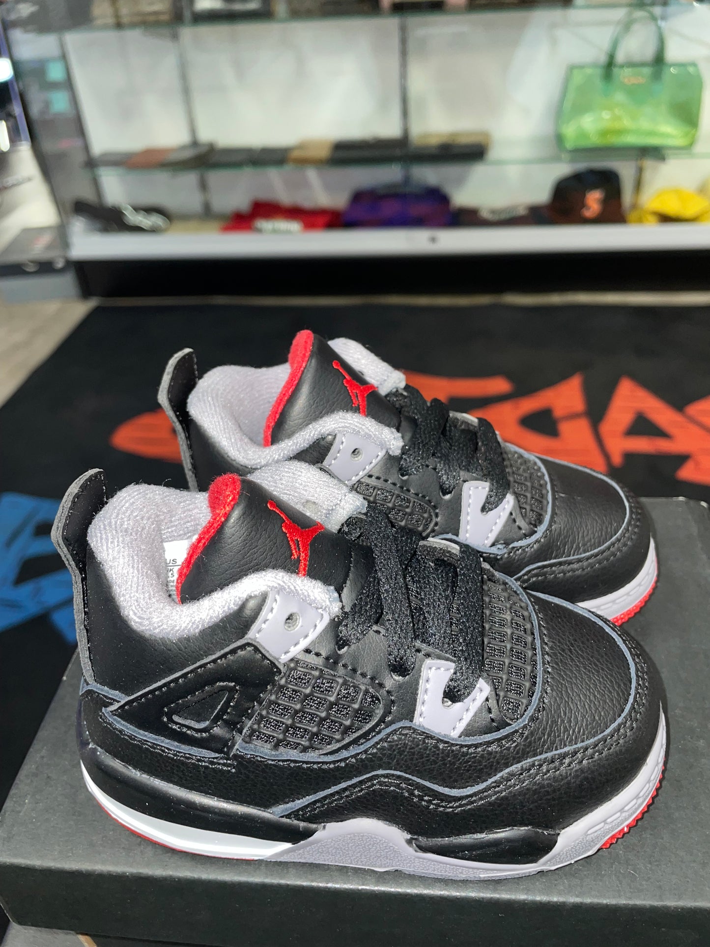 Air Jordan 4 reimagined Bred  “toddler”