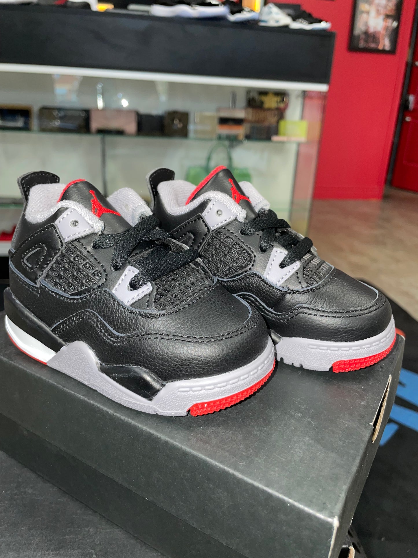 Air Jordan 4 reimagined Bred  “toddler”