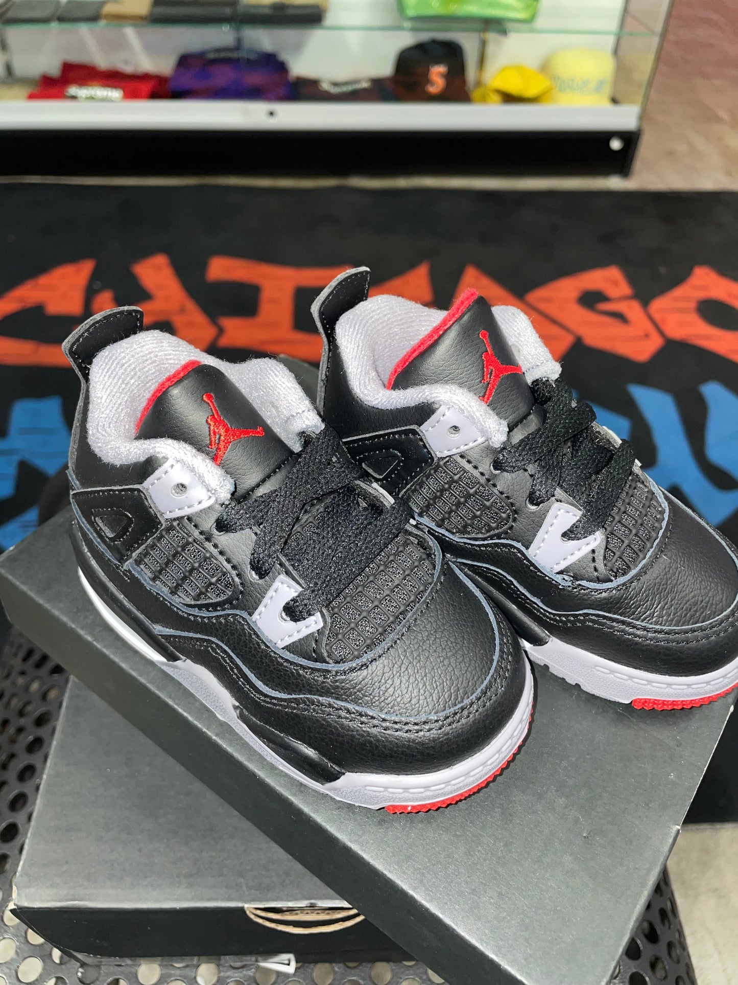 Air Jordan 4 reimagined Bred  “toddler”