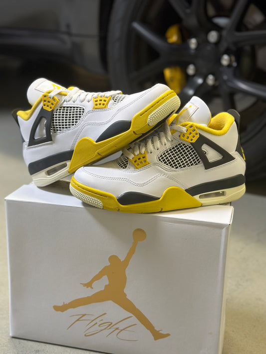 Air Jordan 4 W “Vivid Sulfur”