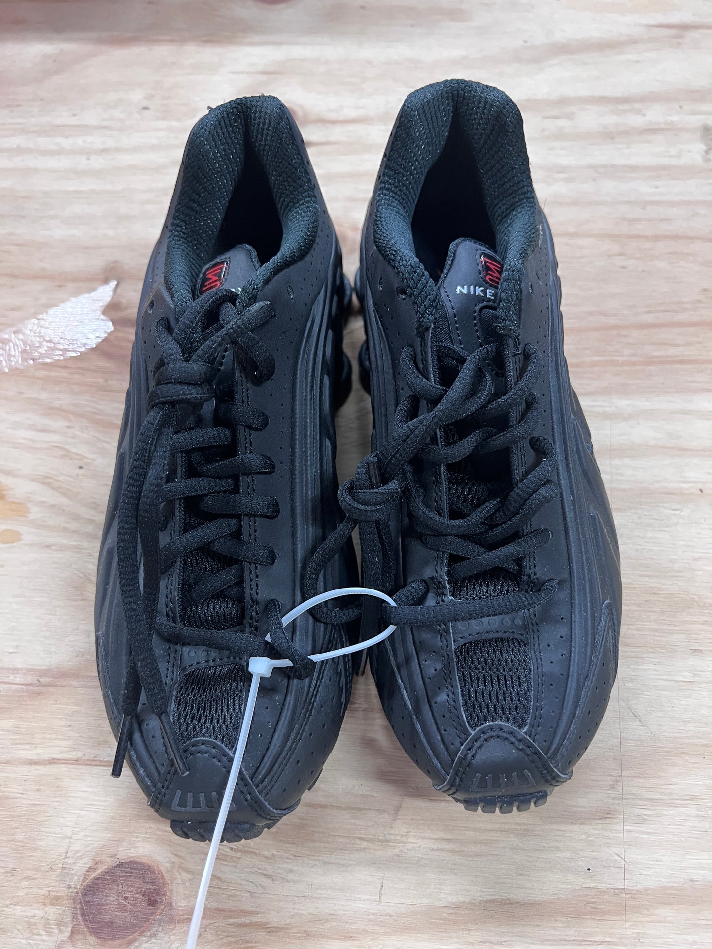 Nike Shox R4 Black (W)