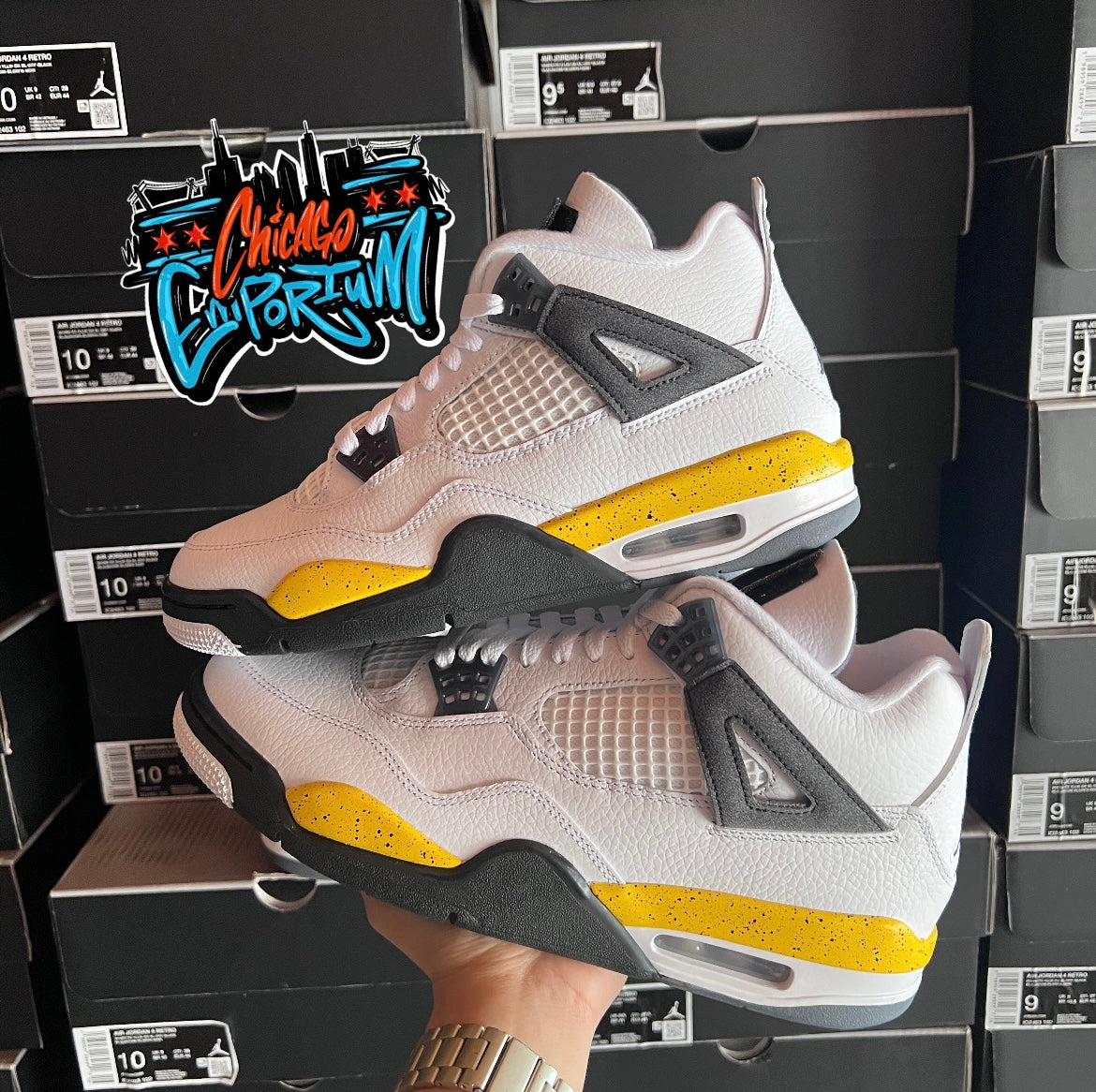 Jordan retro 4s ‘tour yellow’ Grade School