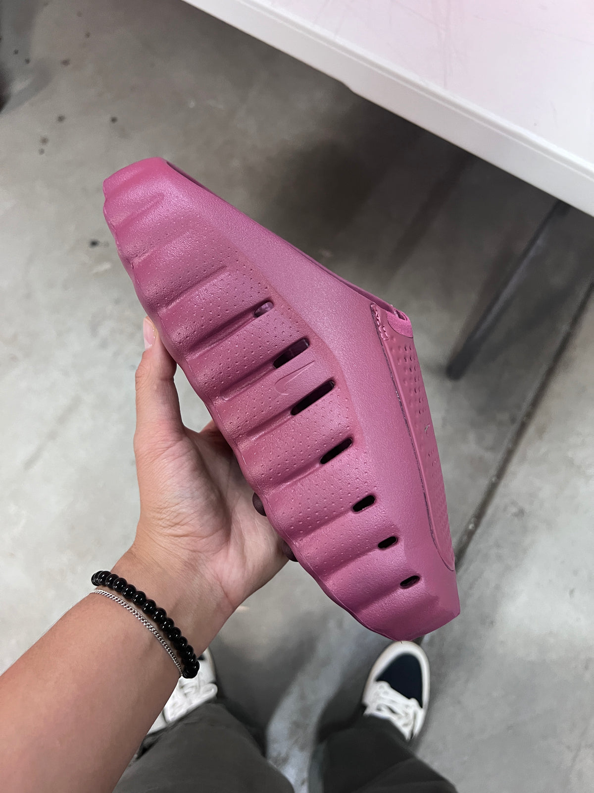 Nike mind 001 slides ‘pink smoke’