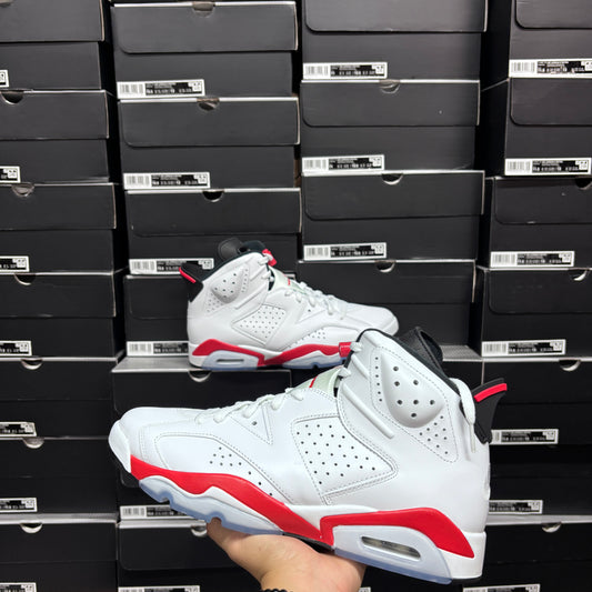 Jordan retro 6 ‘White Infrered’ Grade School