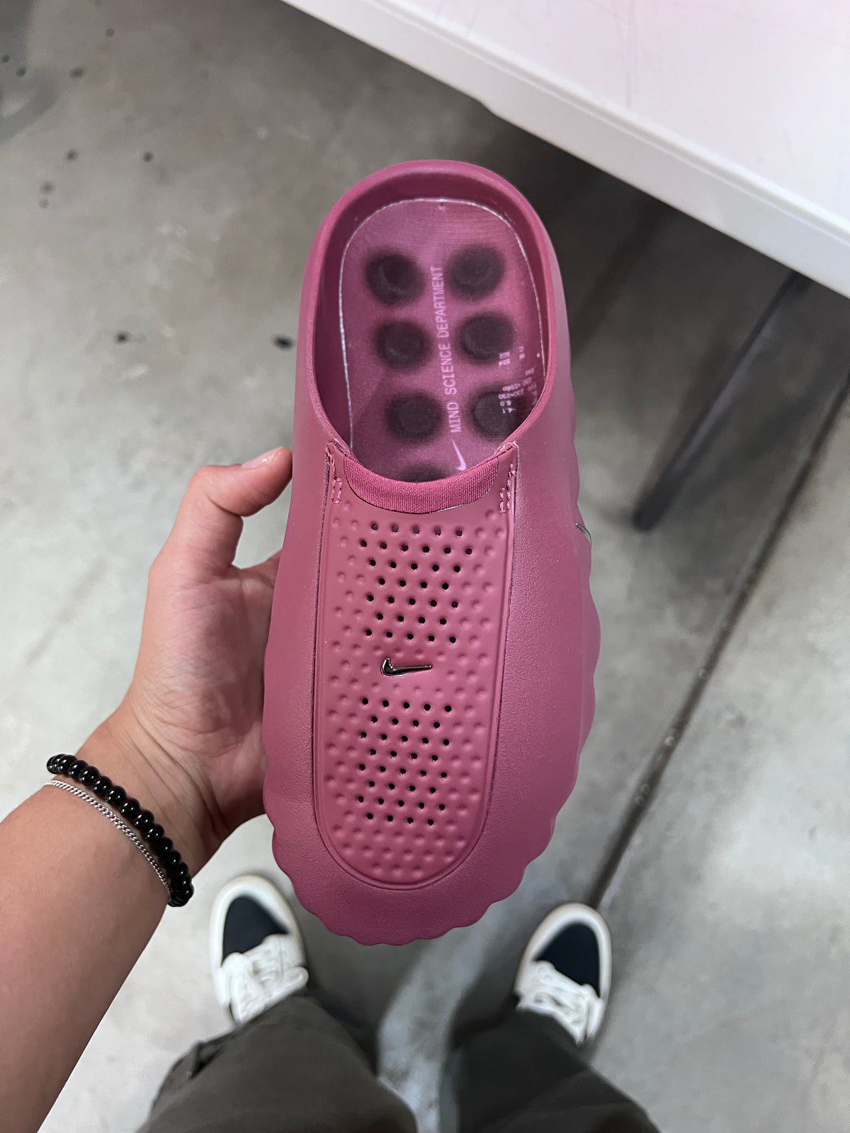 Nike mind 001 slides ‘pink smoke’