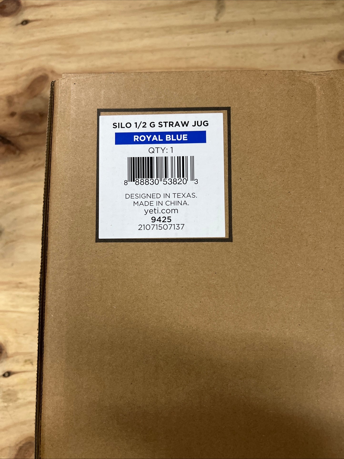 Yeti royal blue jug