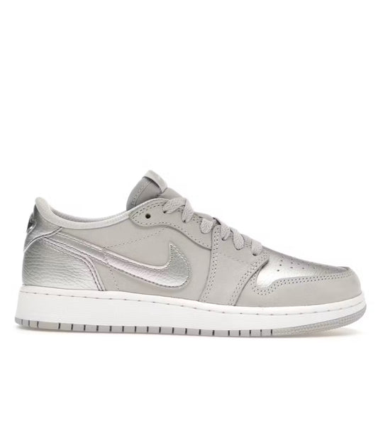 Jordan 1 low metallic sliver gs